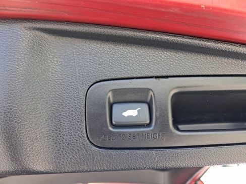 Certified 2018 Honda CR-V Touring image 11