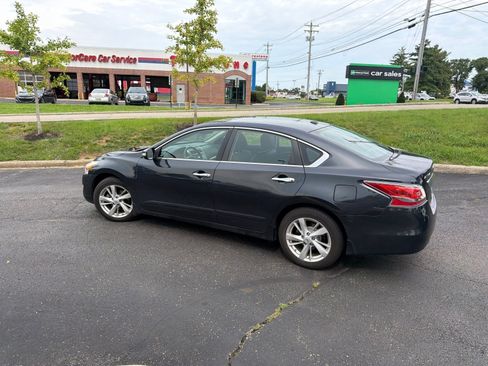 Used 2015 Nissan Altima 2.5 SL FWD image 6