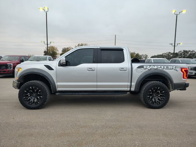 Certified 2018 Ford F150 Raptor w/ Equipment Group 802A Luxury AWD/4WD image 4