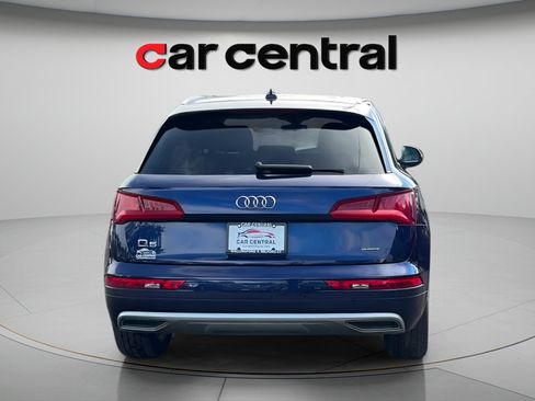 Used 2019 Audi Q5 2.0T Premium Plus w/ Premium Plus Package AWD/4WD image 4