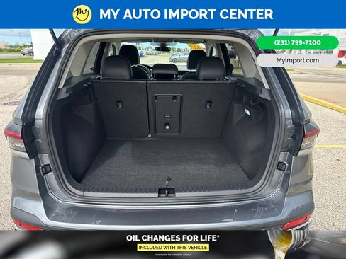 Used 2025 Volkswagen Taos SEL w/ Black Wheel Plus Package AWD/4WD image 27