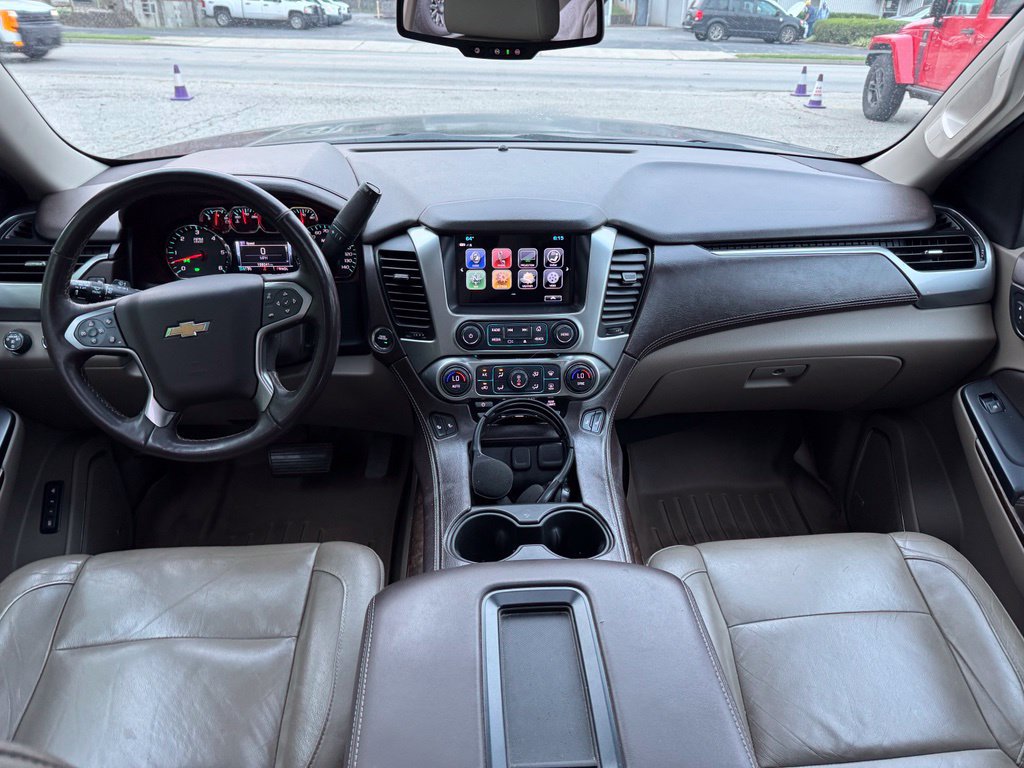 Used 2018 Chevrolet Tahoe LT w/ LT Signature Package AWD/4WD image 12