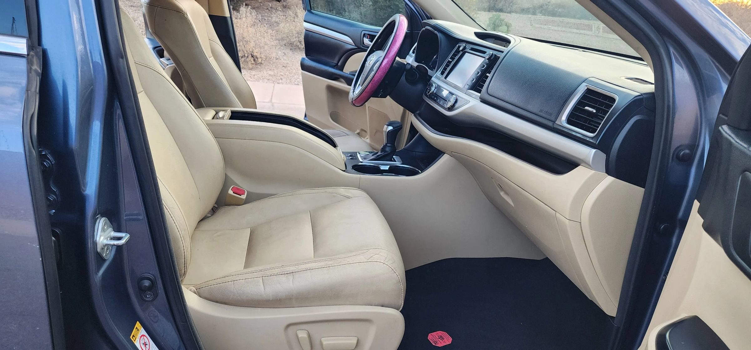 Used 2018 Toyota Highlander XLE AWD/4WD image 21