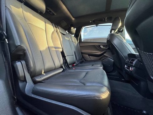 Used 2017 Audi Q7 3.0T Prestige image 22