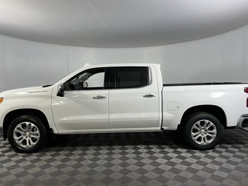 Used 2023 Chevrolet Silverado 1500 LTZ image 9