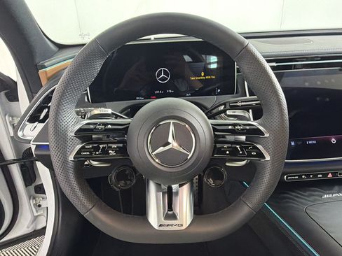 Used 2026 Mercedes-Benz E 53 AMG e 4MATIC Wagon image 11