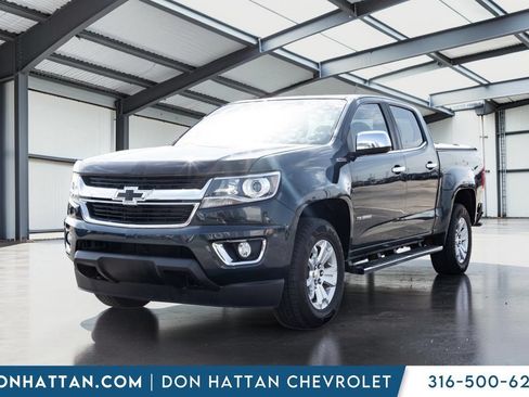 Used 2017 Chevrolet Colorado LT w/ Luxury Package, Chrome AWD/4WD image 18