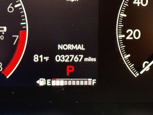 Used 2024 Honda HR-V Sport image 25