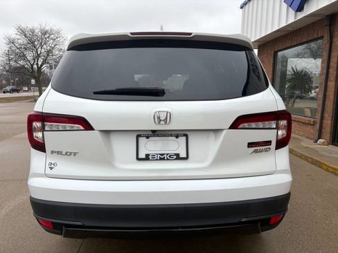 Used 2022 Honda Pilot TrailSport image 4