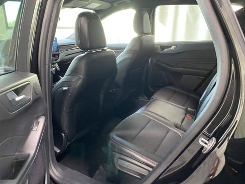 Used 2023 Ford Escape ST-Line Select w/ Tech Pack #2 AWD/4WD image 18