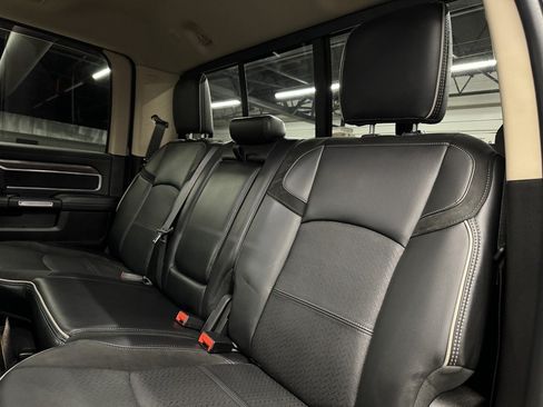 Used 2019 RAM 2500 Laramie AWD/4WD image 27