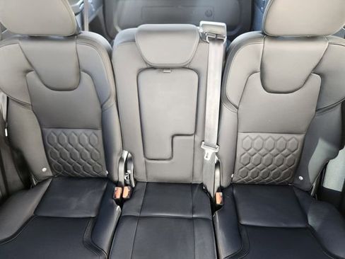 New 2025 Volvo XC90 B6 Plus w/ Protection Package Premier image 14