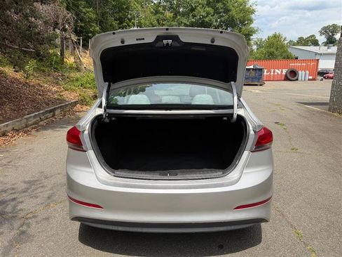Used 2018 Hyundai Elantra SEL FWD image 14