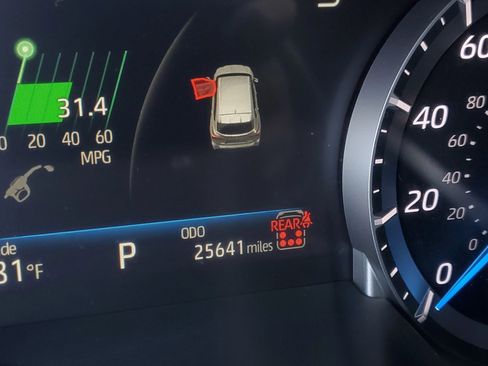 Used 2024 Toyota Highlander XLE image 22