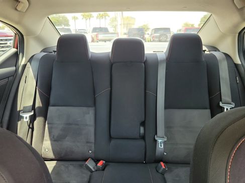 Used 2021 Nissan Sentra SR FWD image 11
