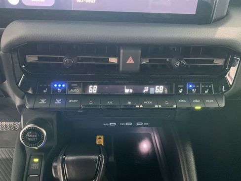 Used 2025 Toyota Land Cruiser w/ Premium Package AWD/4WD image 16