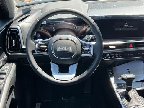 New 2025 Kia Sorento S w/ Panoramic Sunroof Package image 23