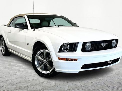 Used 2006 Ford Mustang GT Premium image 1