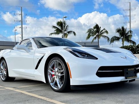 Used 2014 Chevrolet Corvette Stingray Coupe RWD image 7