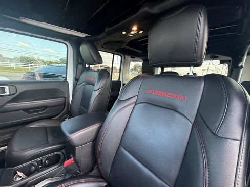 Used 2020 Jeep Wrangler Unlimited Rubicon AWD/4WD image 13