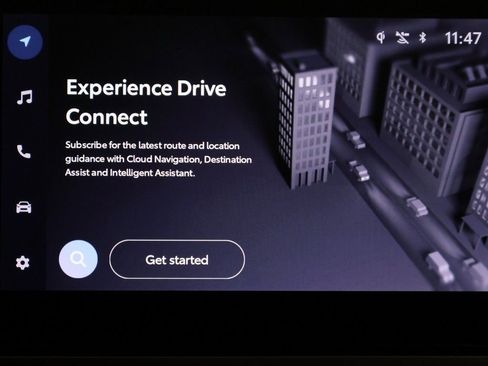 Used 2025 Toyota Camry SE w/ Convenience Package image 41