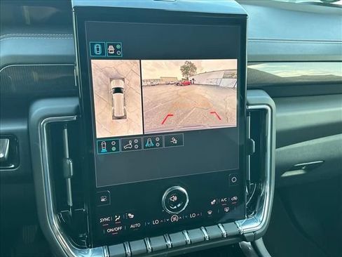 Certified 2025 GMC Yukon Elevation AWD/4WD image 31