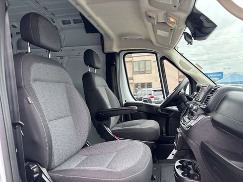 Used 2023 RAM ProMaster 2500 FWD image 39