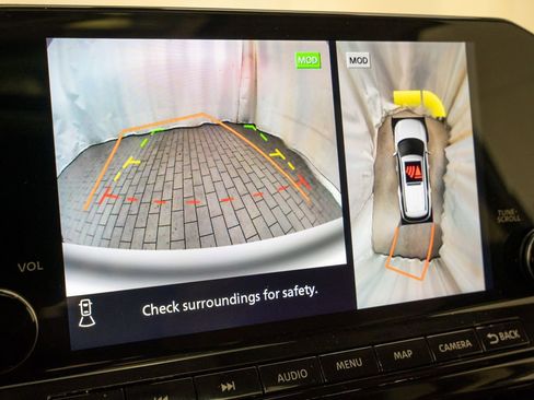 Certified 2023 Nissan Pathfinder Platinum image 16