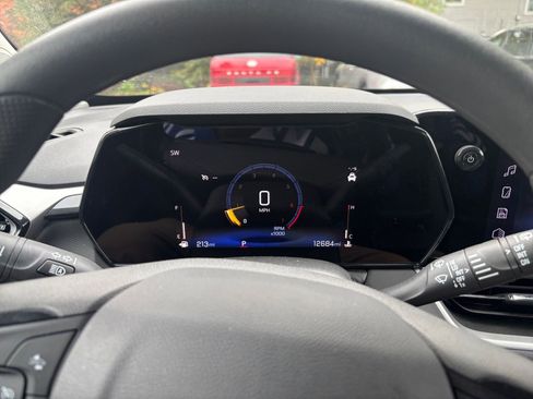 Used 2025 Chevrolet TrailBlazer LT image 38