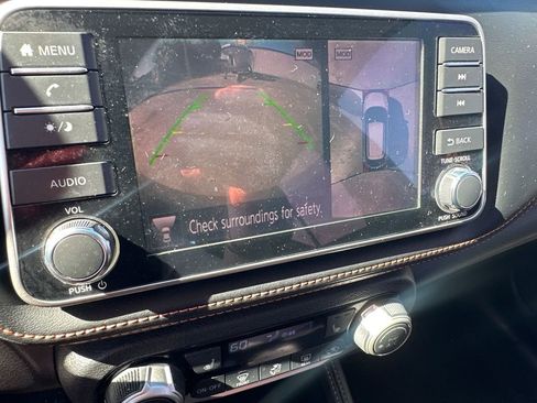 Used 2019 Nissan Kicks SR w/ SR Premium Package image 19