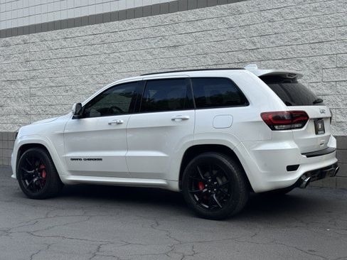 Used 2017 Jeep Grand Cherokee SRT w/ Trailer Tow Group IV AWD/4WD image 2