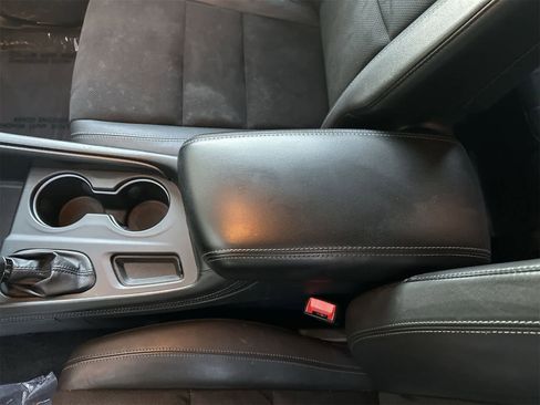 Used 2022 Dodge Durango GT image 16