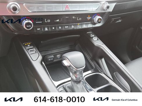 Certified 2024 Kia Telluride S w/ S Sunroof Package AWD/4WD image 24