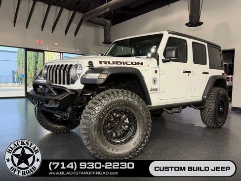 Used 2025 Jeep Wrangler Unlimited Rubicon AWD/4WD image 32