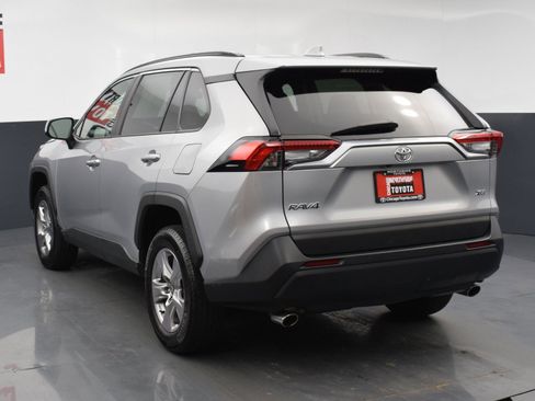 Used 2025 Toyota RAV4 XLE FWD image 3