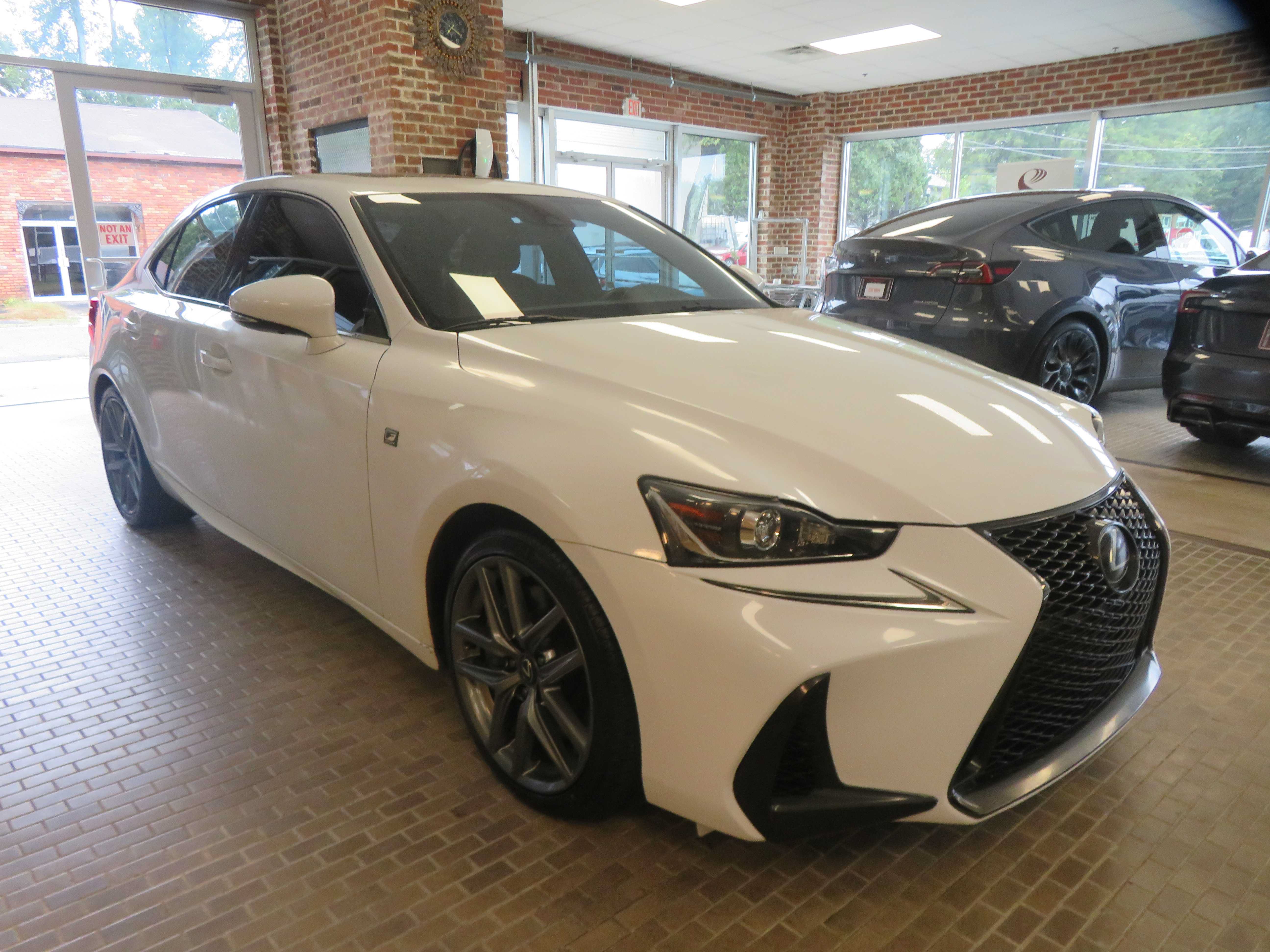 Used 2017 Lexus IS 200t F Sport w/ F Sport Package RWD image 3