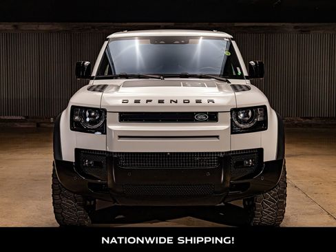 Used 2022 Land Rover Defender 110 X-Dynamic HSE image 4