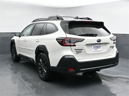 Used 2025 Subaru Outback Onyx Edition XT image 11