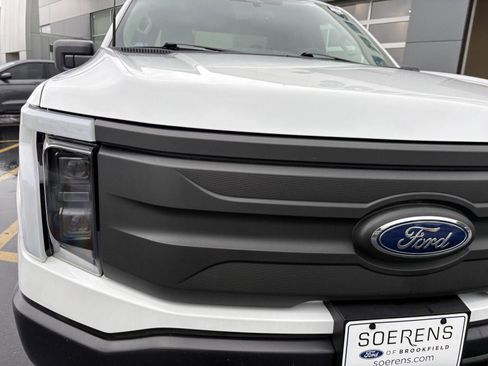 Used 2022 Ford F150 Lightning Pro AWD/4WD image 24