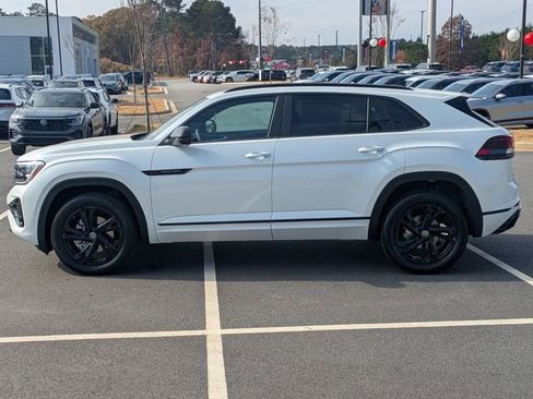 New 2026 Volkswagen Atlas Cross Sport SEL R-Line AWD/4WD image 7