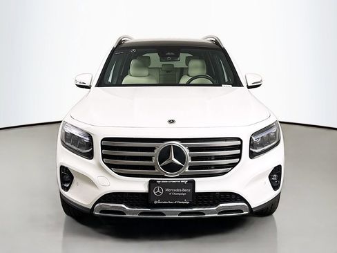 Used 2024 Mercedes-Benz GLB 250 4MATIC image 2
