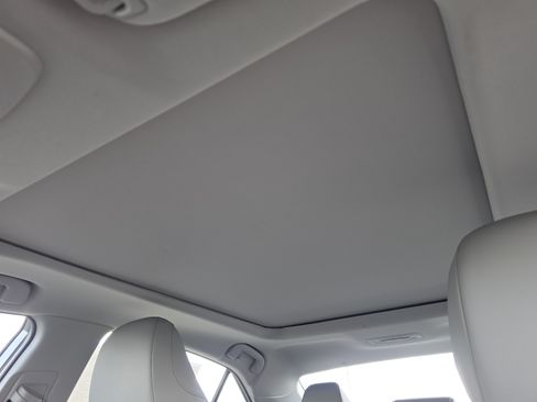 Used 2022 Toyota Camry XLE FWD image 23