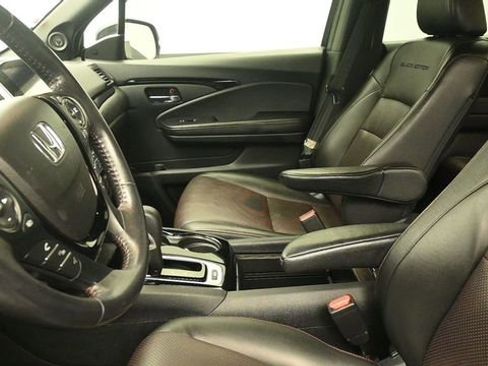 Used 2018 Honda Ridgeline Black Edition image 23