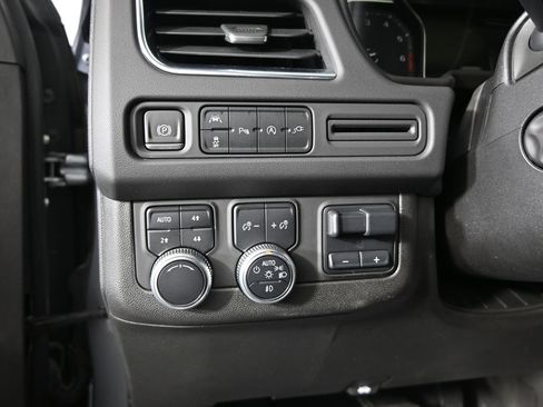 Used 2021 GMC Yukon SLT w/ SLT Luxury Plus Package AWD/4WD image 25
