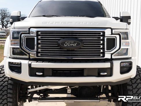 Used 2022 Ford F450 Limited w/ FX4 Off-Road Package image 25