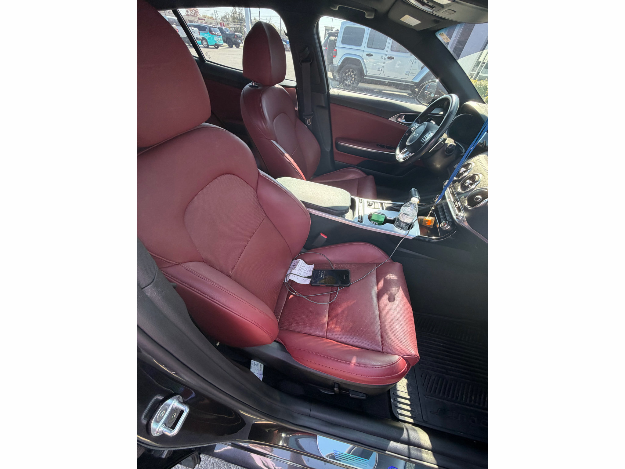 Used 2022 Kia Stinger GT1 w/ Red Interior Color Package AWD/4WD image 9