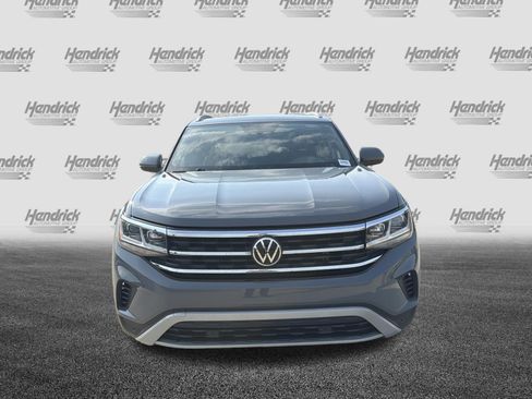 Used 2022 Volkswagen Atlas Cross Sport SE FWD image 3