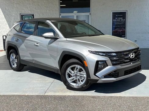 New 2026 Hyundai Tucson SE AWD/4WD image 1