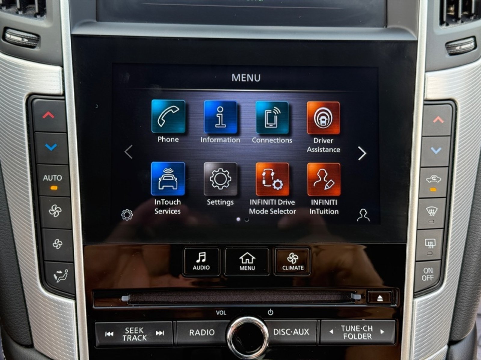 Used 2023 INFINITI Q50 Luxe AWD/4WD image 15