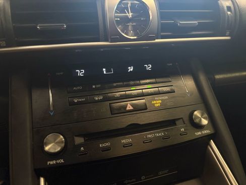 Used 2017 Lexus IS 300 F Sport w/ F Sport Package AWD/4WD image 31